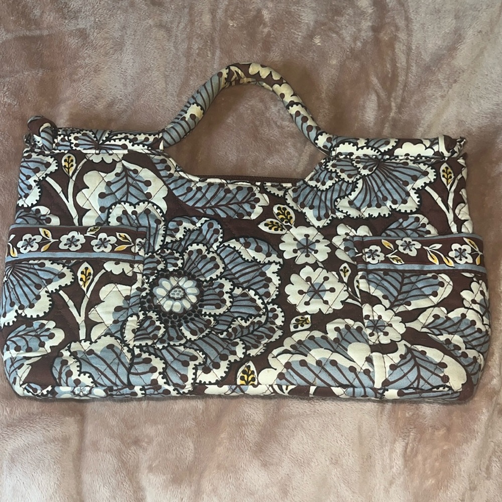 Vera Bradley hand bag